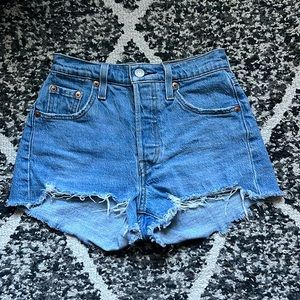 Women’s Levi 501 Jean Shorts